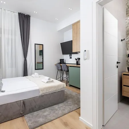 Marvie Apartment *